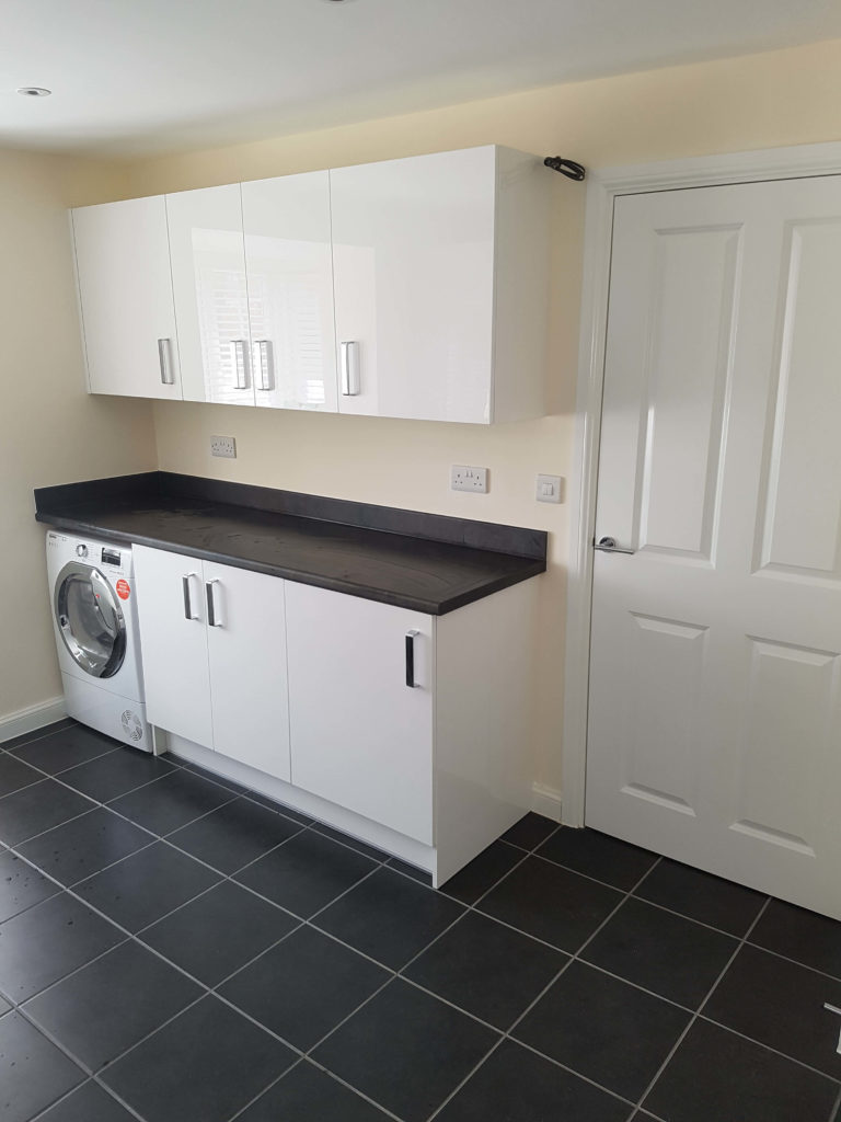 Woodbury Gloss White